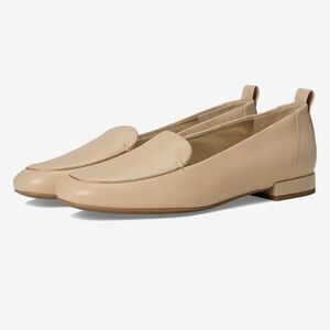 Naturalizer Nude Leather Loafers